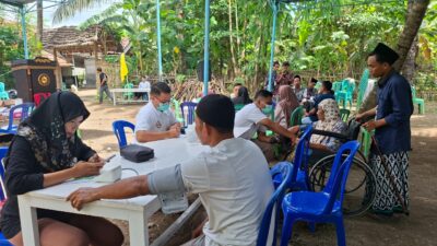 Ribath Imam Al-Ghazali NWDI Gelar Bakti Sosial Haul XI, Perkuat Kepedulian terhadap Masyarakat 4 IMG 20251206 WA0021