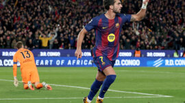 TOPSHOT - Barcelona's Spanish forward #07 Ferran Torres celebrates scoring his team's third goal during the Spanish league football match between FC Barcelona and Club Atletico de Madrid at Camp Nou Stadium in Barcelona on December 2, 2025. (Photo by Lluis GENE / AFP via Getty Images)