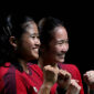 PATHUM THANI, THAILAND - DECEMBER 07: Febi Setianingrum (L) and Rachel Allessya Rose (R) of Indonesia celebrate during Badminton Women Team Finals - Quarterfinals of the 33rd SEA Games on December 07, 2025 in Gymnasium 4, Thammasat University Rangsit Campus, Pathum Thani, Thailand. (Photo by Thananuwat Srirasant/Getty Images)