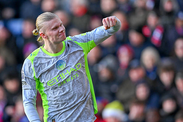 LONDON, ENGLAND - DECEMBER 14:  Erling Haland of Manchester City celebrates after scoring during the Premier League match between Crystal Palace and Manchester City at Selhurst Park on December 14, 2025 in London, England. (Photo by Vince Mignott/MB Media/Getty Images)