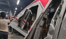 Tabrakan Kereta di Bekasi Timur, 4 Tewas dan Puluhan Luka, Proses Evakuasi Berlangsung