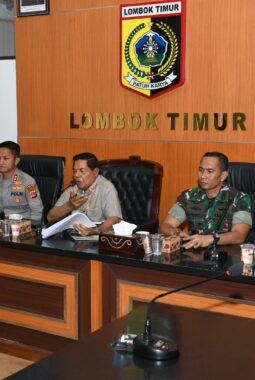 Dua Kali Kebakaran TNGR Berhasil Dikendalikan, Bupati Lotim Khawatir Isu Internasional dan Ajukan Bantuan Pusat